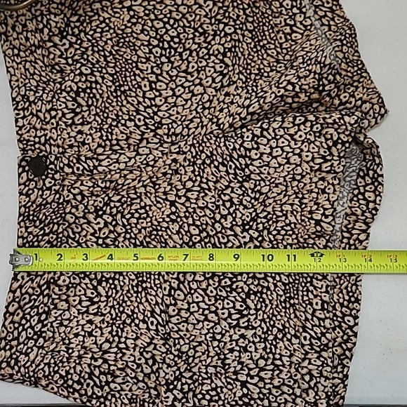 Madison women's linen blend shorts size 12 - Picture 6 of 7